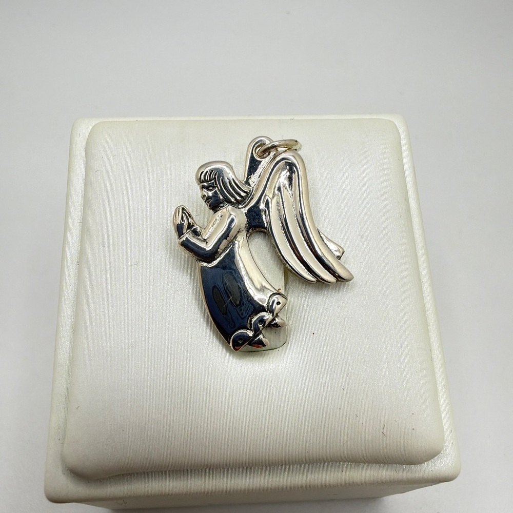 RETIRED James Avery Sterling‎ Silver Praying Angel Pendant!